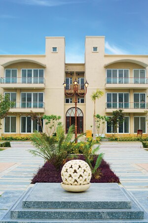  Plot – Exterior View View at BPTP Amstoria Plot, Sector 102 - for Sale