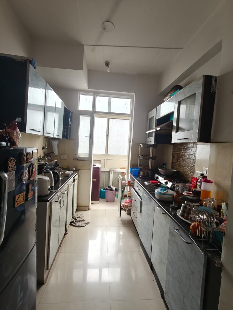Kitchen, prateek-wisteria 2.5 Bedroom 1135 Sq.Ft. Apartment In Sector 77 Noida 9689486