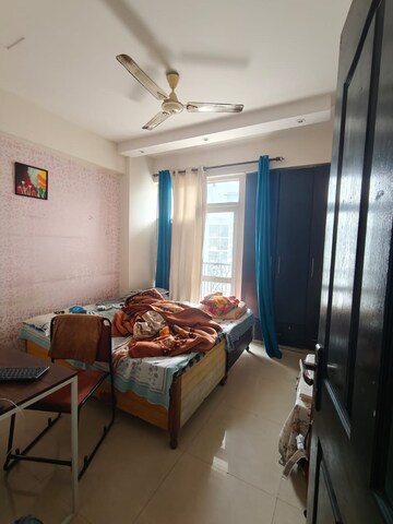 Living Room in 2.5 BHK Apartment at Prateek Wisteria, Sector 77 – for Rent