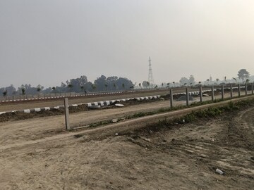 Plot Area in  Plot at Gosainganj – for Sale