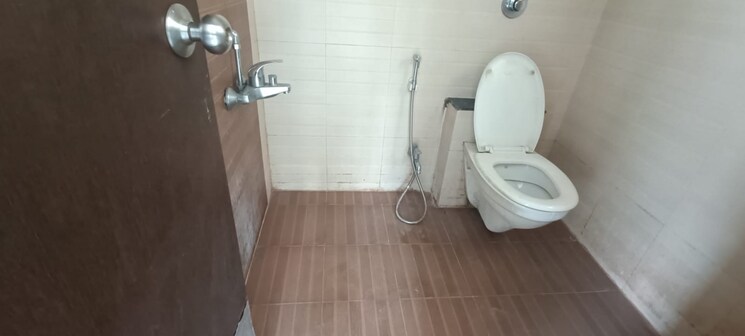 Bathroom, sinhagad road 2 Bedroom 920 Sq.Ft. Apartment In Sinhagad Road Pune 9689554