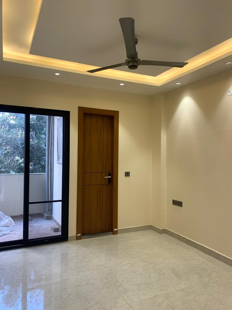 Room, empire-floors 4 Bedroom 2400 Sq.Ft. Builder Floor In Sector 57 Gurgaon 9689570