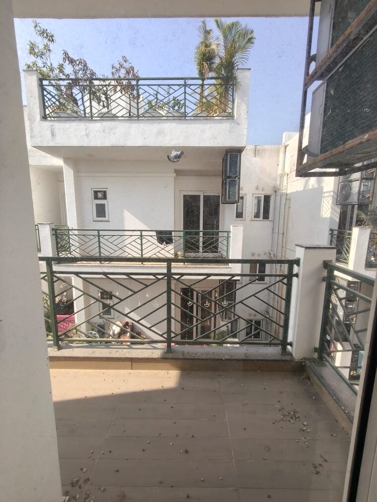 Balcony, central-park-cerise-suites 2.5 Bedroom 1210 Sq.Ft. Builder Floor In Sohna Sector 33 Gurgaon 9689588