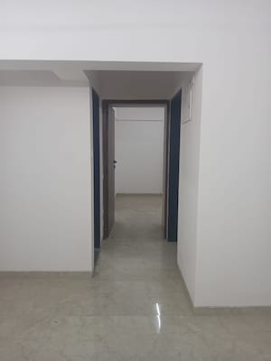 Room in 2 BHK Apartment at Raj Infinia, Malad West – for Rent