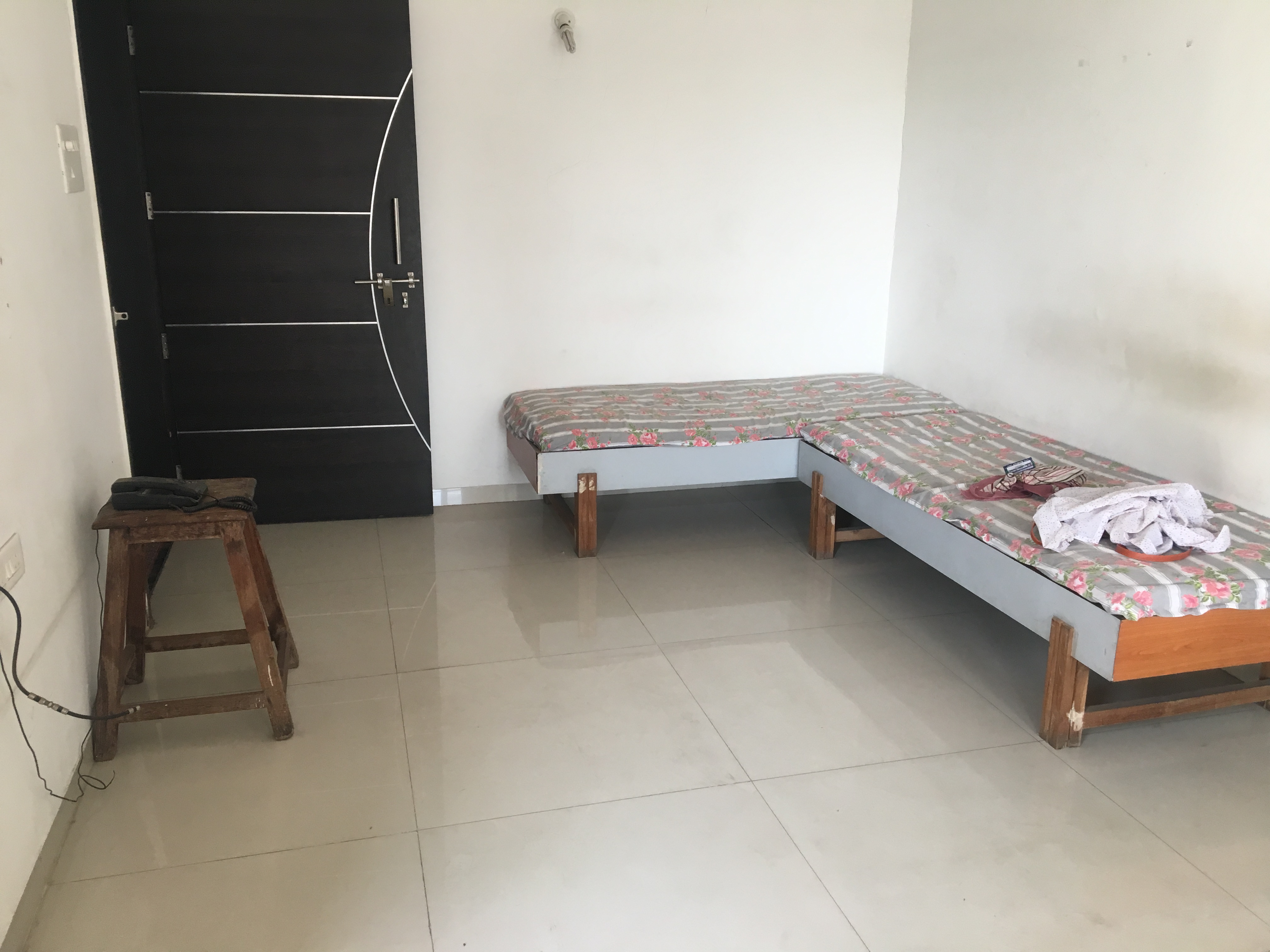2 BHK Apartment For Sale in 2 Bhk Sale For Sinhgad ro