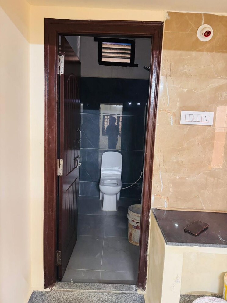 Kitchen, old safilguda 5 Bedroom 5700 Sq.Ft. Independent House In Old Safilguda Hyderabad 9689599