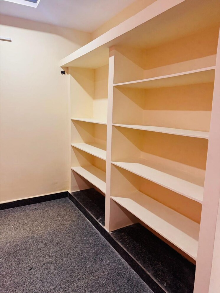 undefined, old safilguda 5 Bedroom 5700 Sq.Ft. Independent House In Old Safilguda Hyderabad 9689599