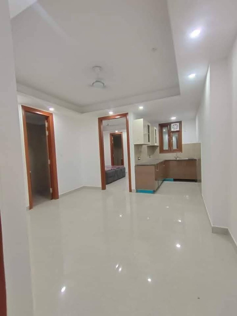 Room, saket 2 Bedroom 1000 Sq.Ft. Builder Floor In Saket Delhi 9689626