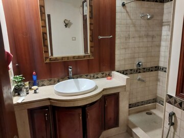 Bathroom in 2 BHK Builder Floor at Defence Colony – for Rent