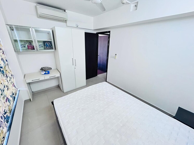 Room, amanora-future-towers 2.5 Bedroom 1500 Sq.Ft. Apartment In Hadapsar Pune 9689666