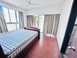 Bedroom in 2.5 BHK Apartment at Amanora Future Towers, Hadapsar – for Rent