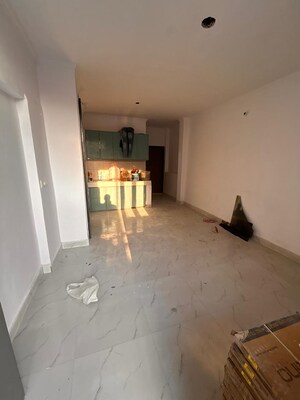 Room in 1.5 BHK Builder Floor at Mayur Vihar Phase 1 – for Rent