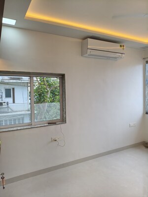 Room in 2 BHK Apartment at Bhoomi Plaza, Dadar West – for Rent