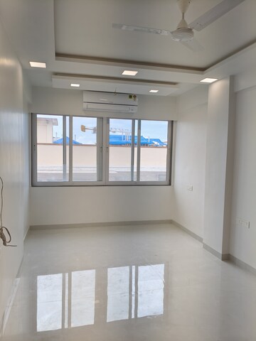 Room in 2 BHK Apartment at Bhoomi Plaza, Dadar West – for Rent