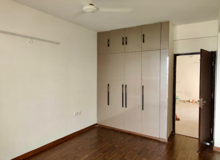 Room, bptp-discovery-park 3 Bedroom 1380 Sq.Ft. Apartment In Badauli Village Faridabad 9689734