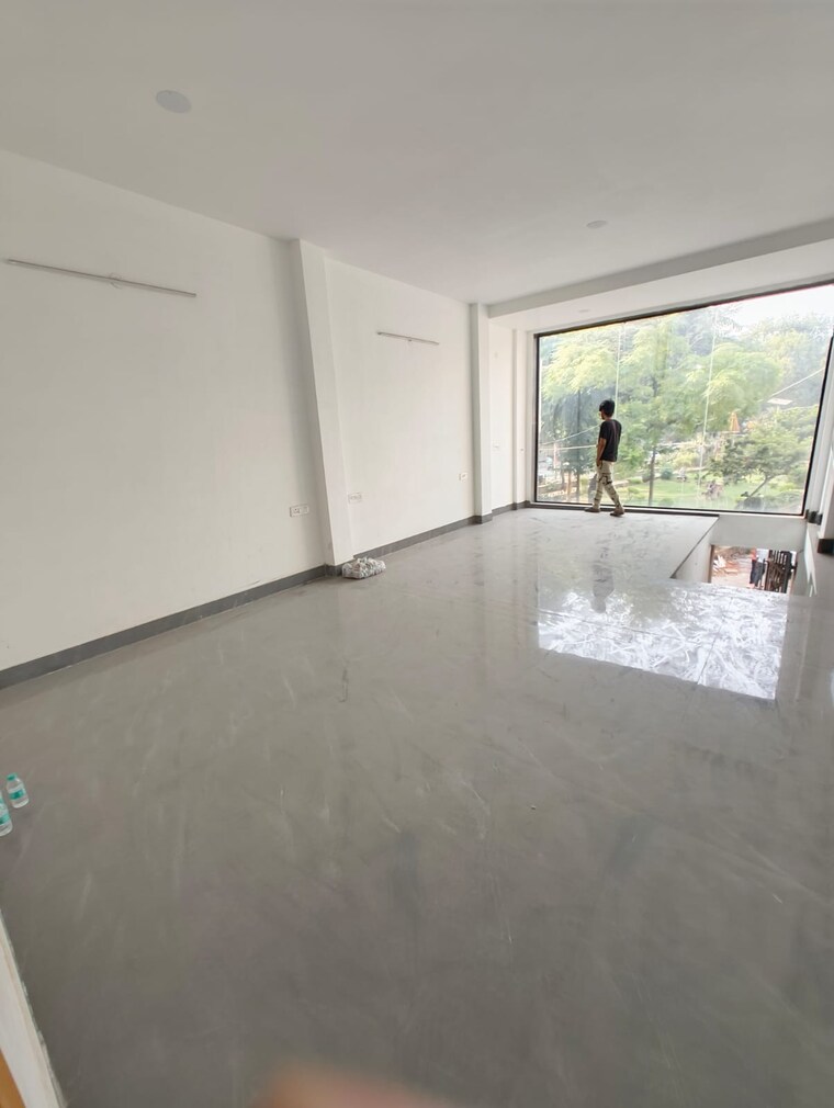 Room, greater kailash ii 4 Bedroom 4000 Sq.Ft. Apartment In Greater Kailash ii Delhi 9689691