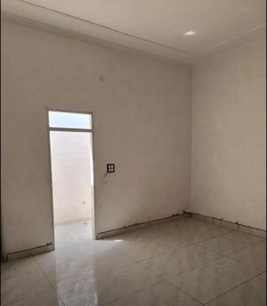 Room in 3 BHK Independent House at Kashiram Nagar – for Sale