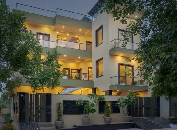 6+ BHK Builder Floor For Rent in Friends Colony