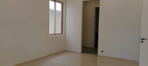 Room in 5 BHK Villa at Gold Fish Zresta, Kokapet – for Rent