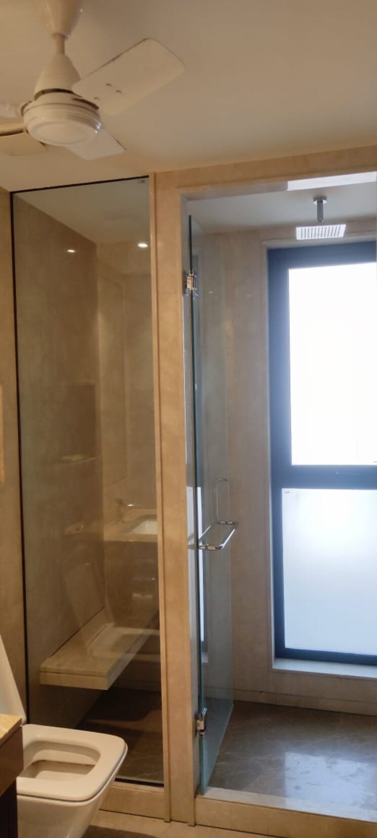 undefined, defence colony 4 Bedroom 2200 Sq.Ft. Builder Floor In Defence Colony Delhi 9689745