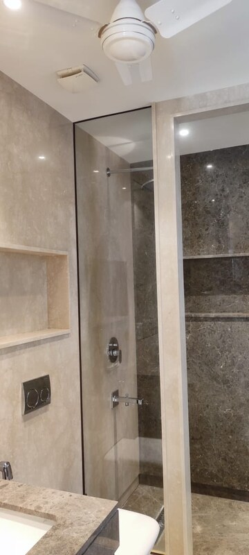 Building Lobby in 4 BHK Builder Floor at Defence Colony – for Rent