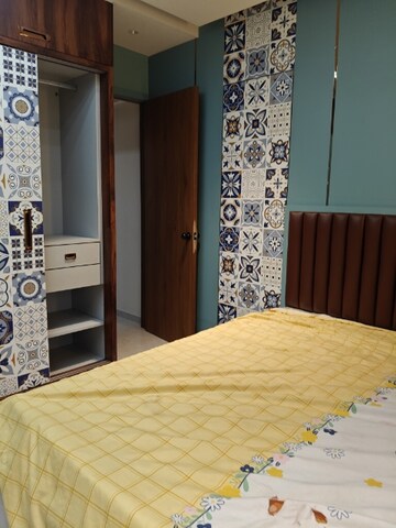 2 BHK Apartment For Rent in Tilak Nagar Building, Tilak Nagar