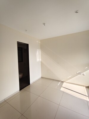 2.5 BHK Apartment For Sale in Chandak 34 Park Estate, Goregaon West