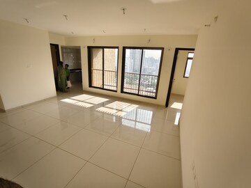 Room in 2.5 BHK Apartment at Chandak 34 Park Estate, Goregaon West – for Sale