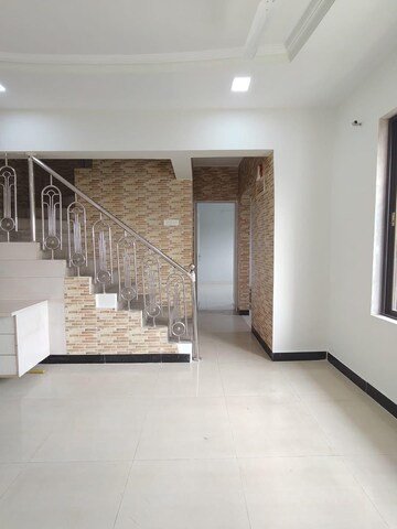 Room in 3 BHK Apartment at Cosmos Regency Kavesar, Kavesar – for Rent