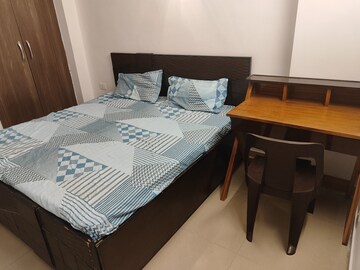 Master Bedroom in 2 BHK Apartment at Supertech Cape Town, Sector 74 – for Rent