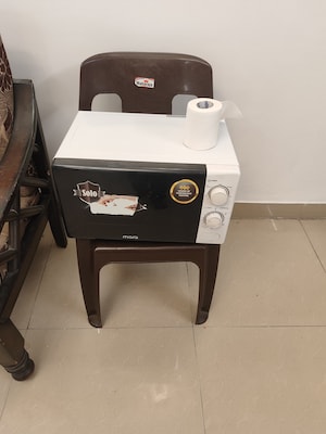 Master Bedroom in 2 BHK Apartment at Supertech Cape Town, Sector 74 – for Rent