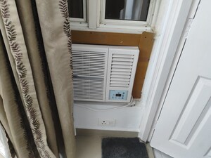 Furnished Amenities in 2 BHK Apartment at Supertech Cape Town, Sector 74 – for Rent