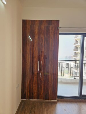 Room in 3 BHK Apartment at ABA Coco County, Sector 10 Greater Noida – for Rent