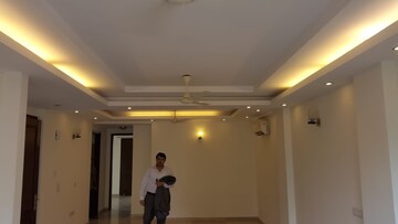 Building Lobby in 3 BHK Builder Floor at Safdarjung Enclave – for Rent