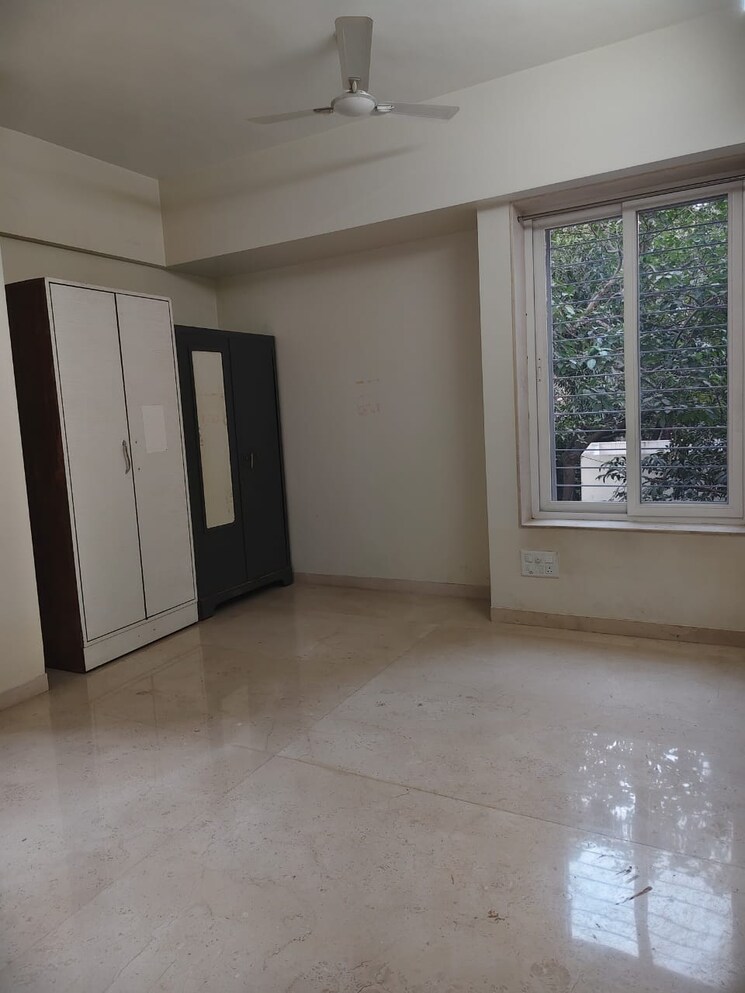 Room, sanskruti-prabhat 2 Bedroom 1300 Sq.Ft. Apartment In Prabhat Road Pune 9689851
