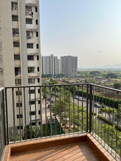 2 BHK Apartment For Sale in Lodha Palava Downtown