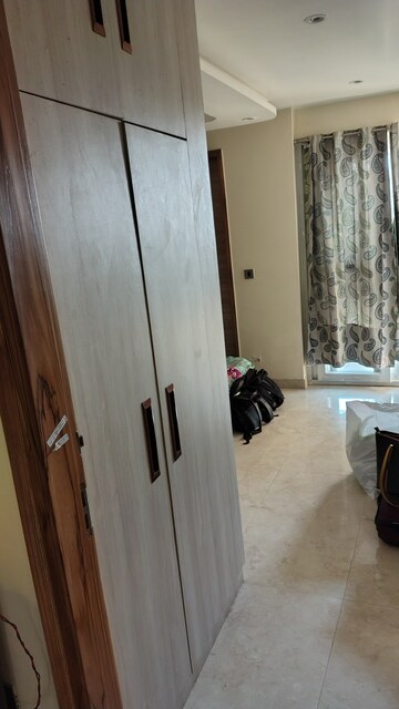 Furnished Amenities in 3 BHK Apartment at Anant Raj Estate Plots, Sector 63a – for Rent