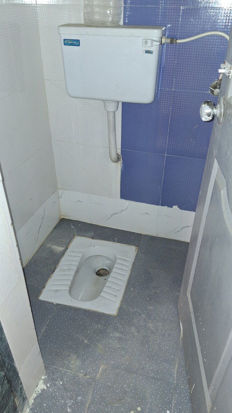 Bathroom, bathija-siddhivinayak-meher 2 Bedroom 950 Sq.Ft. Apartment In Ulwe Navi Mumbai 9689850