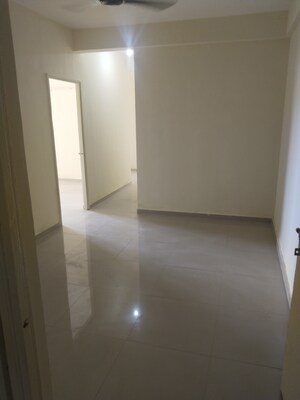 2 BHK Apartment For Rent in Pyramid Heights, Sector 85