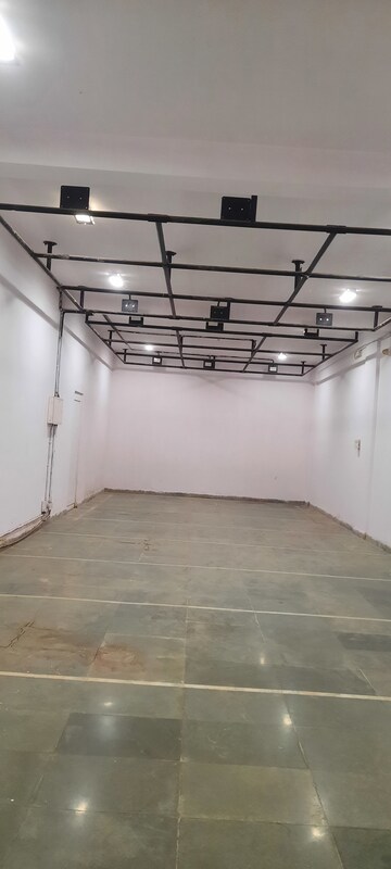  Office Space For Sale in Andheri West