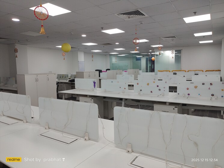 Team Area, sector 1 Commercial Office Space in IT/SEZ 3000 Sq.Ft. In Sector 1 Noida 9689882