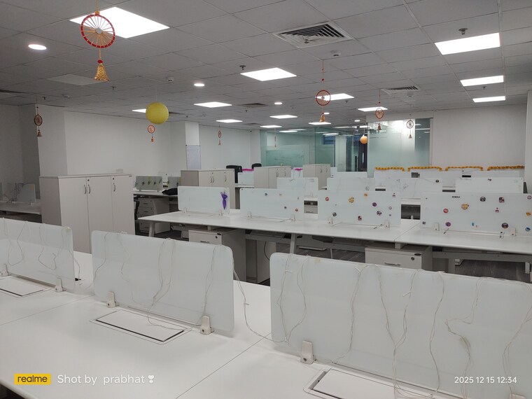 Team Area, sector 1 Commercial Office Space in IT/SEZ 3000 Sq.Ft. In Sector 1 Noida 9689882