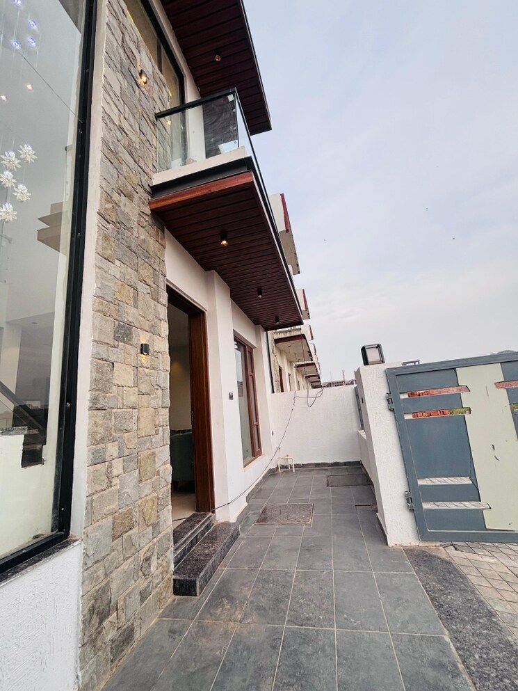 Exterior View, sunny enclave 3 Bedroom 100 Sq.Yd. Independent House In Sunny Enclave Mohali 9689836