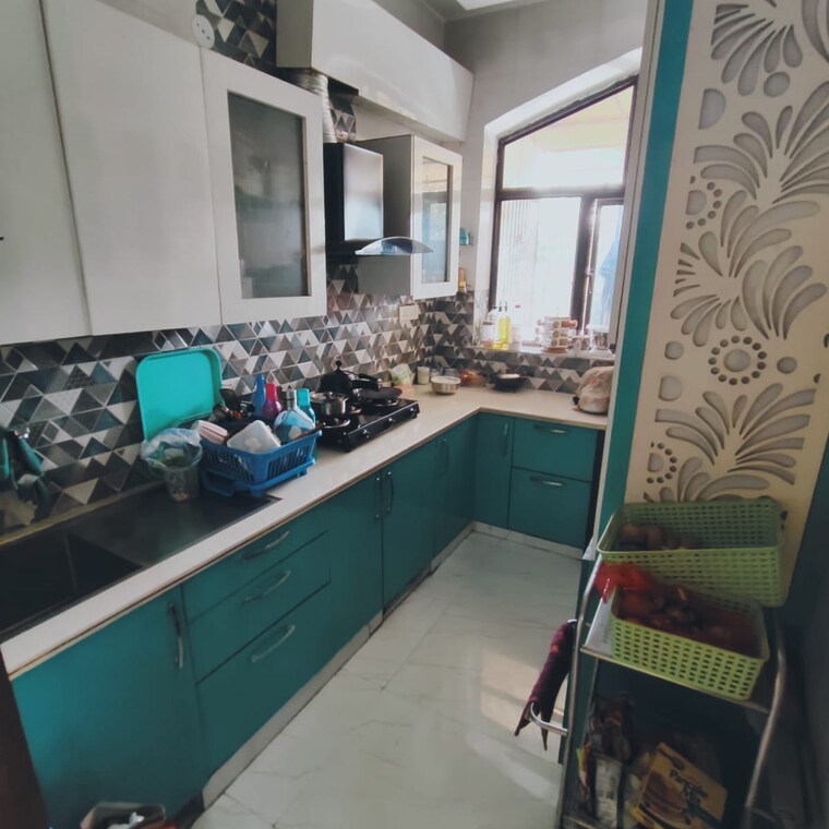 Kitchen, palam-vihar-residents-association 2.5 Bedroom 1100 Sq.Ft. Builder Floor In Palam Vihar Gurgaon 9689898