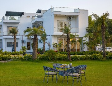 6+ BHK Villa For Rent in Greater Kailash ii