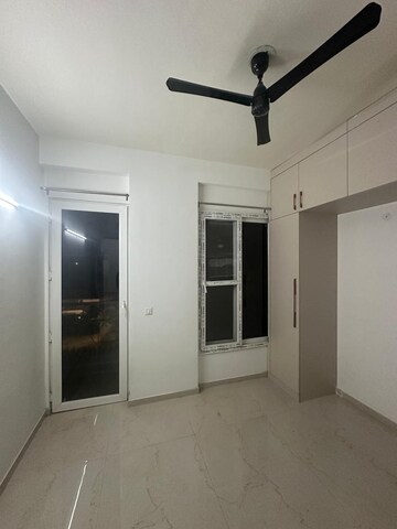 Building Lobby in 3 BHK Apartment at Smart World Orchard, Sector 61 – for Rent