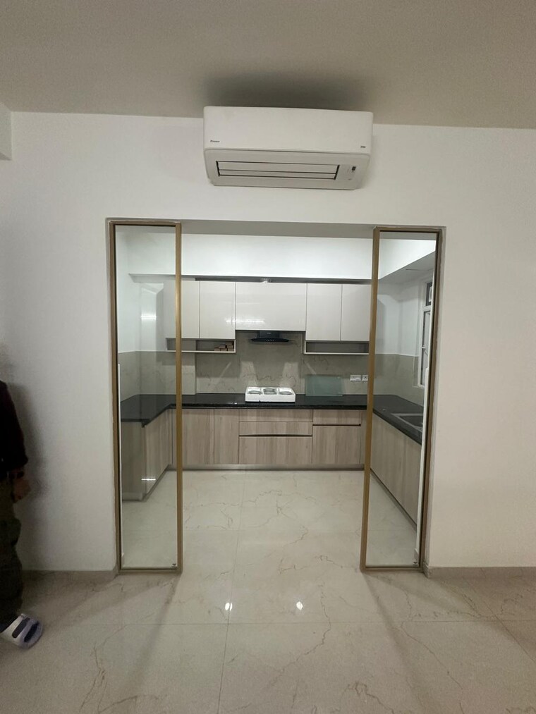 Kitchen, smart-world-orchard 3 Bedroom 1680 Sq.Ft. Apartment In Sector 61 Gurgaon 9689874
