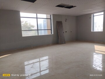  Warehouse For Rent in Sector 6