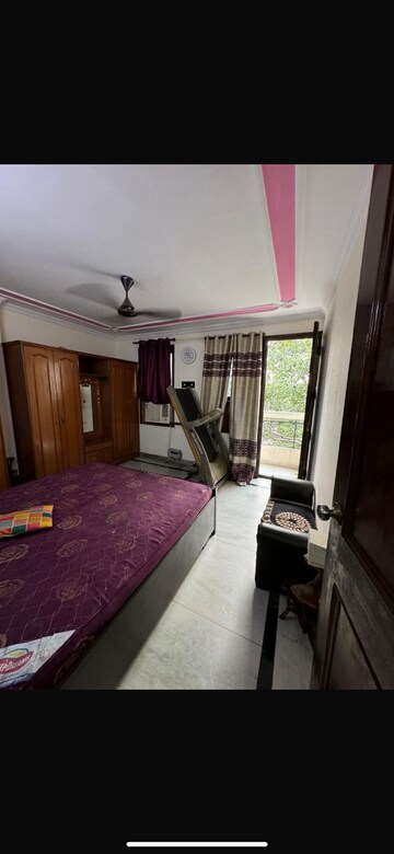 Bedroom in 2.5 BHK Builder Floor at Kalkaji – for Sale