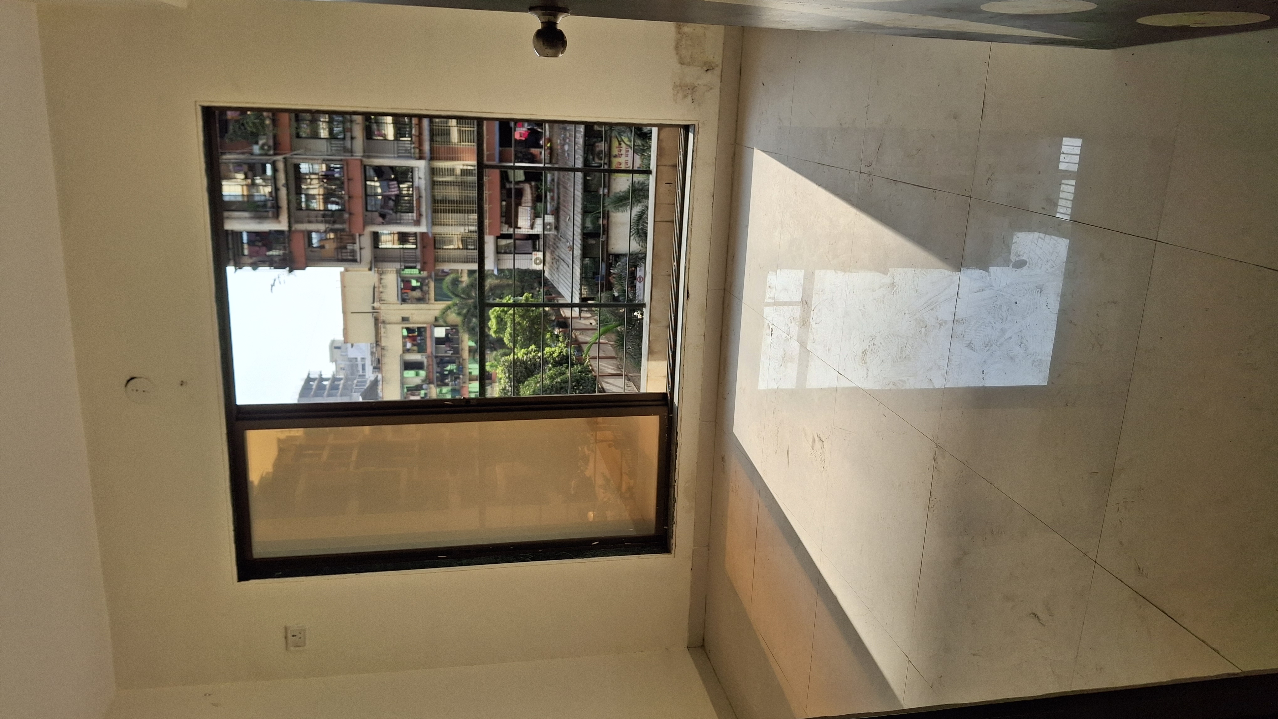 2 BHK + Servant Room Apartment For Rent in Bankers Tower